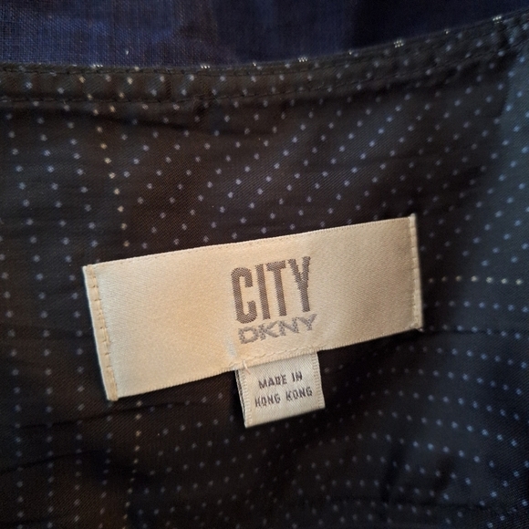DKNY CITY Flirty Navy Blue Pinstriped Assymetrical Mini Skirt - Picture 3 of 4